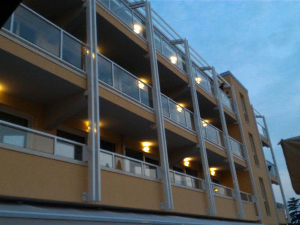Hotel Bisesti ***S Garda  Zewnętrze zdjęcie