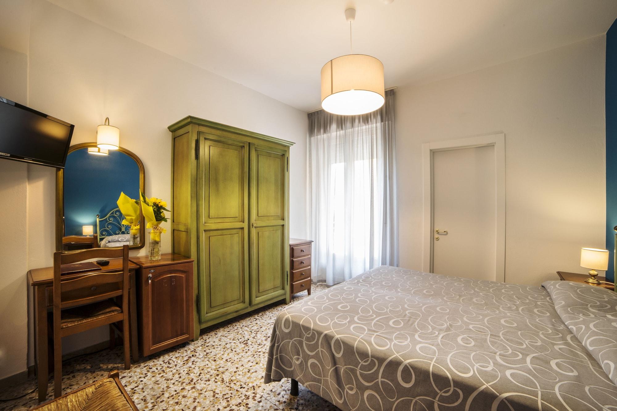 Hotel Bisesti ***S Garda  Zewnętrze zdjęcie