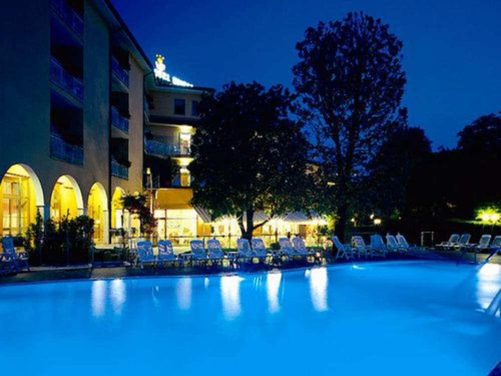 Hotel Bisesti ***S Garda  Zewnętrze zdjęcie
