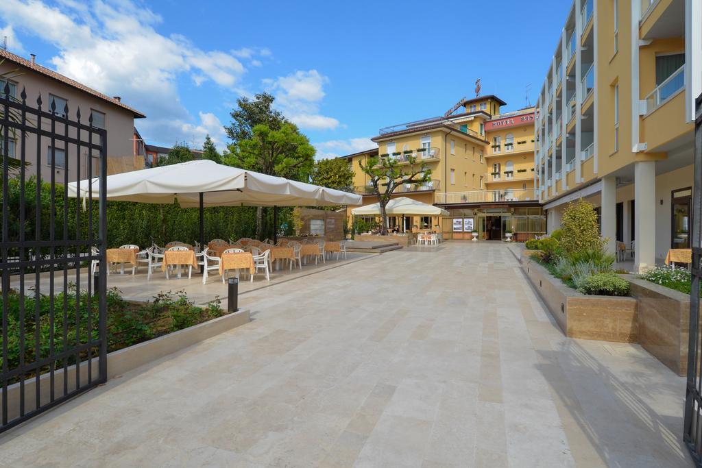 Hotel Bisesti ***S Garda  Zewnętrze zdjęcie