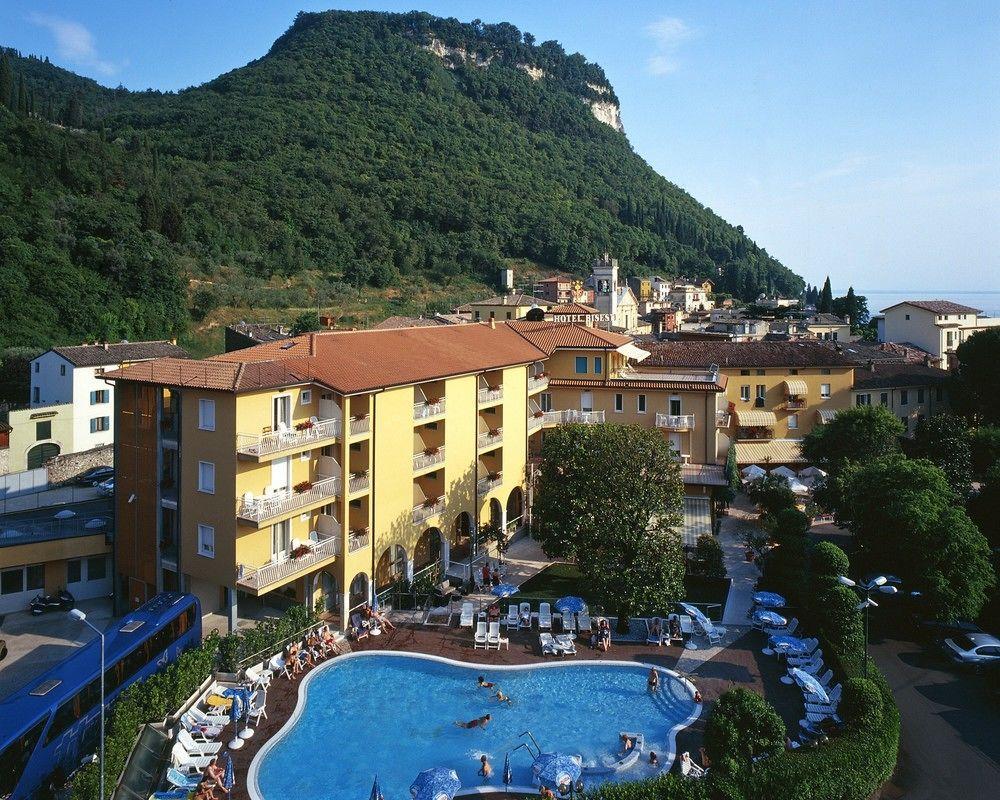 Hotel Bisesti ***S Garda  Zewnętrze zdjęcie