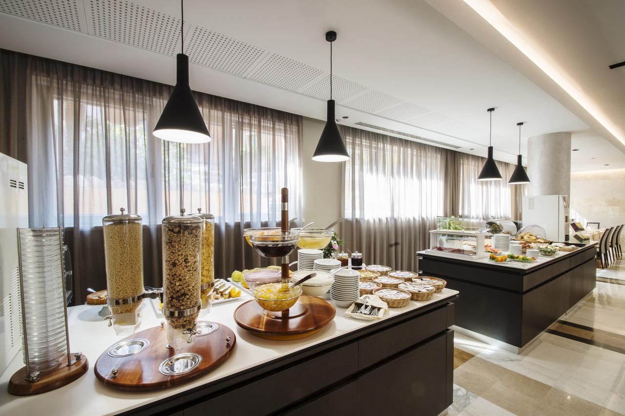 Hotel Bisesti ***S Garda  Zewnętrze zdjęcie