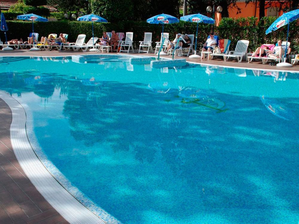 Hotel Bisesti ***S Garda  Zewnętrze zdjęcie